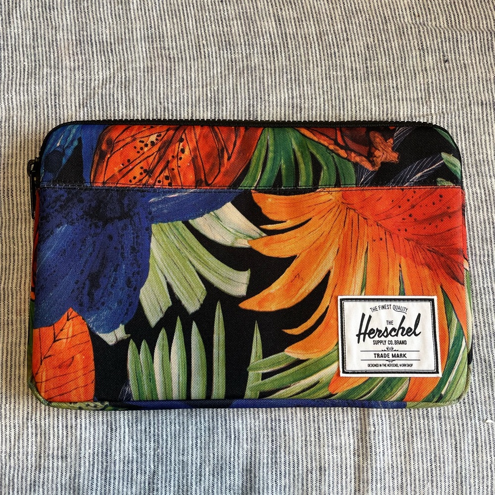 Hershel Tablet Case Anchor 13 Inch